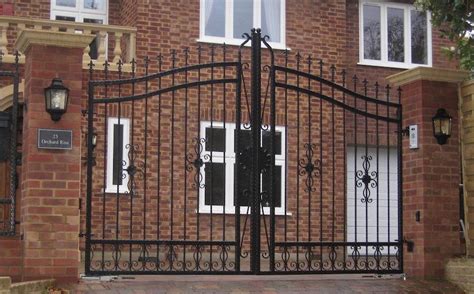 london gates and railings london metal fabricators|metal fabricators london uk.